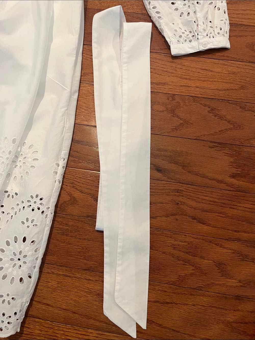 Talbots White V-Neck 3/4 Sleeve Eyelet Trim Belted Midi Shirt Dress, Women's 8 - Picture 9 of 9
